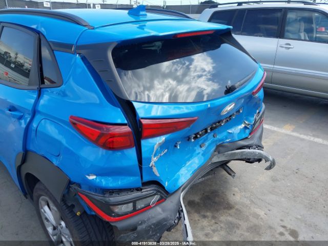 KM8K32AB9NU916456 Hyundai Kona Sel