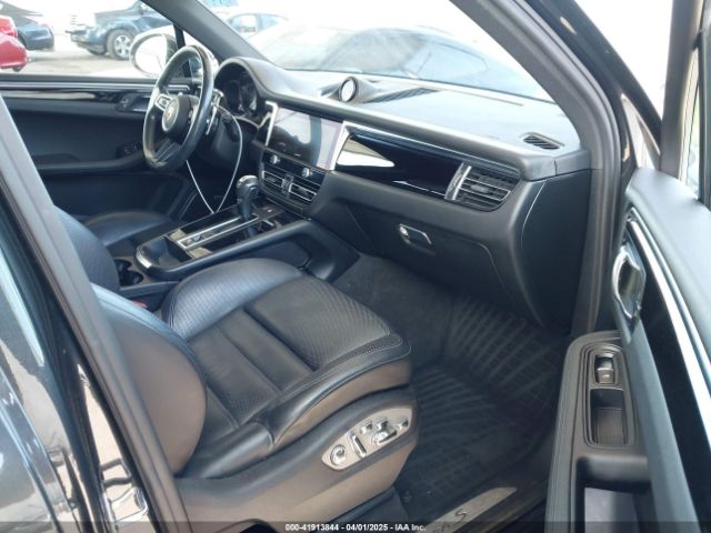 WP1AG2A53NLB21910 Porsche MACAN S