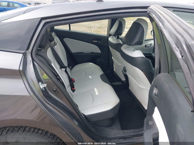 JTDL9RFU8K3001612 Toyota 2zr-fxe,1nm