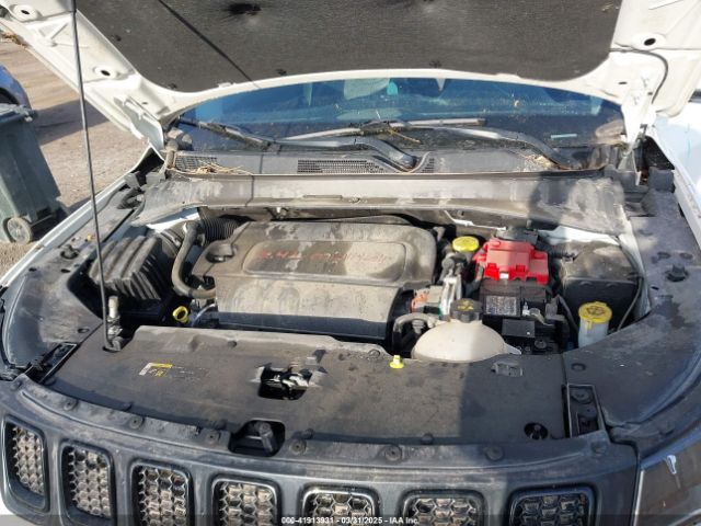 3C4NJDBB0KT629952 Jeep Compass Altitude 4x4