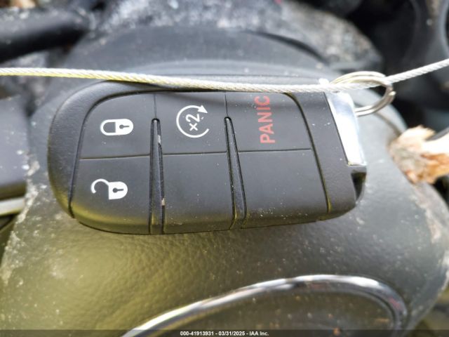 3C4NJDBB0KT629952 Jeep Compass Altitude 4x4