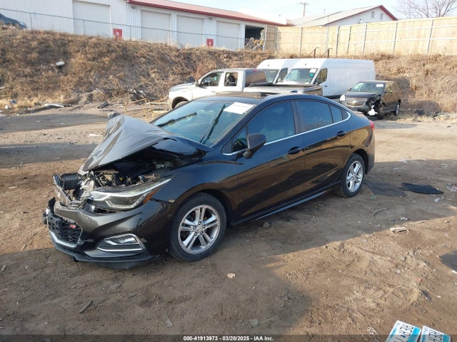 Chevrolet Cruze Lt Auto 2017 1G1BE5SM2H7125004 Image 2