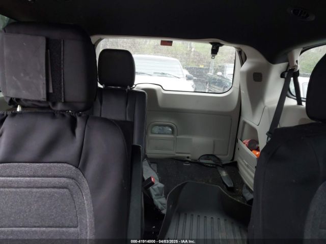 2C4RDGCGXKR776982 Dodge Grand Caravan Sxt