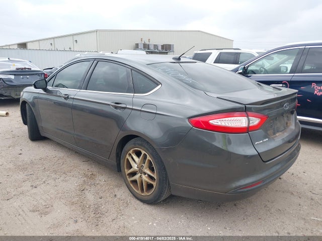 1FA6P0H75F5104055 Ford FUSION SE