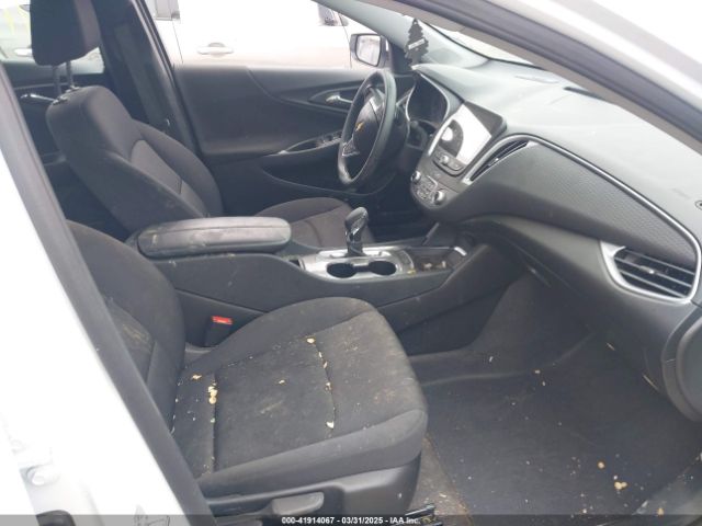 2025 CHEVROLET MALIBU 1G1ZD5ST5SF124984 Photo 4