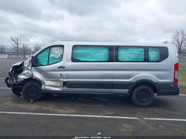 1FBZX2ZM2JKB02141 Ford Transit-350 Xlt