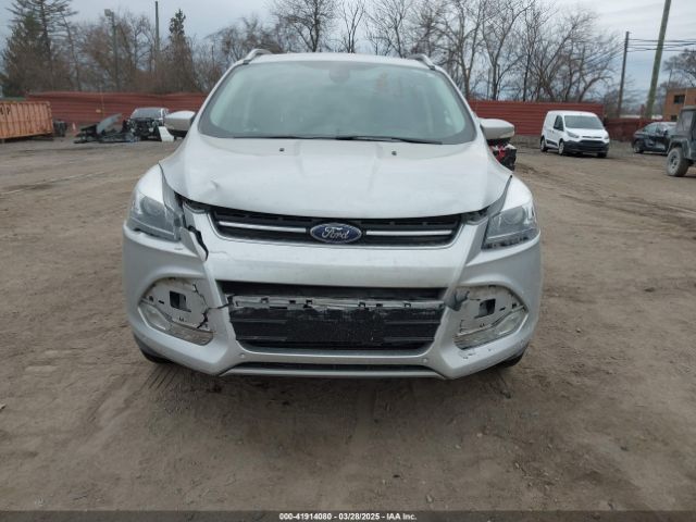 1FMCU9J92FUA60166 Ford Escape Titanium
