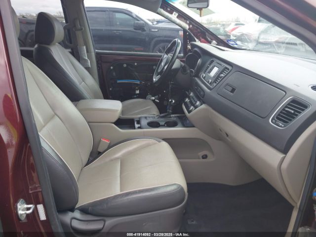 KNDMB5C16H6237873 KIA SEDONA LX