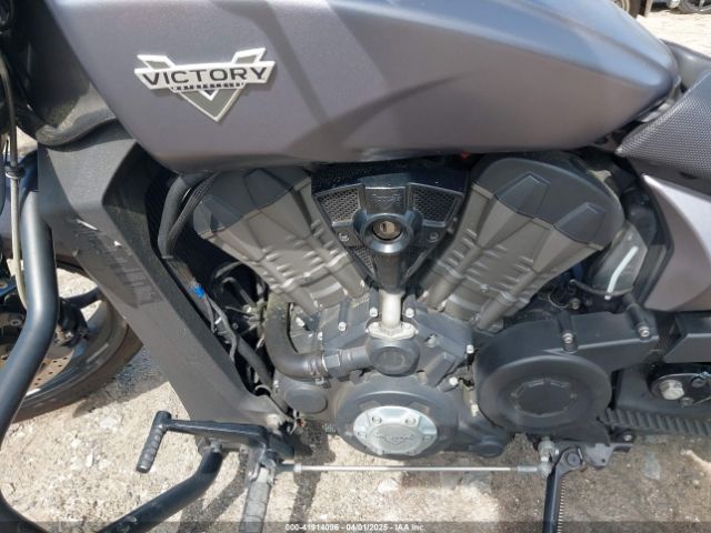 2017 VICTORY MOTORCYCLES OCTANE 5VPFTB001H3000484 Photo 8