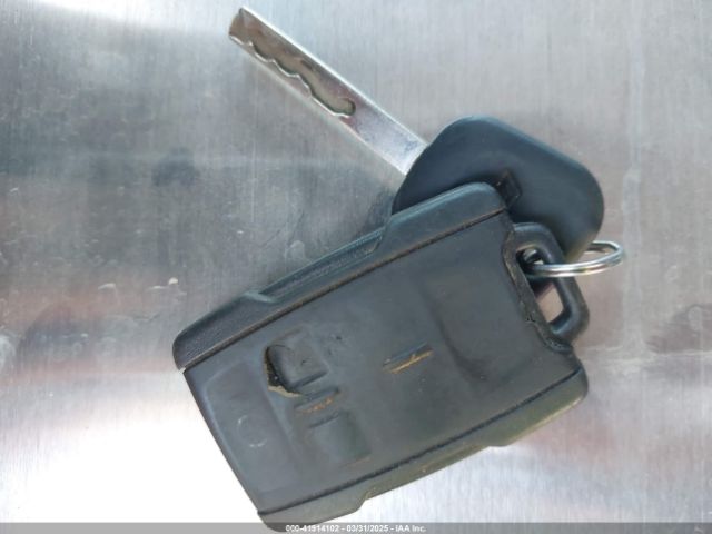 1GCVKREC9HZ125786 Chevrolet Silverado 1500 2lt