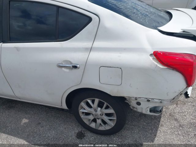 3N1CN7AP3JL832636 Nissan Versa 1.6 Sv