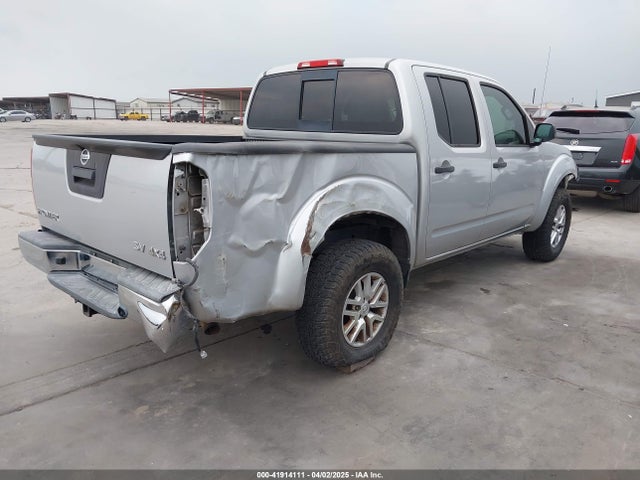 1N6AD0EV5HN700413 Nissan Frontier Pro-4x/s/sl/sv