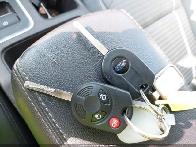1FMCU0GD1JUC26564 Ford ESCAPE SE