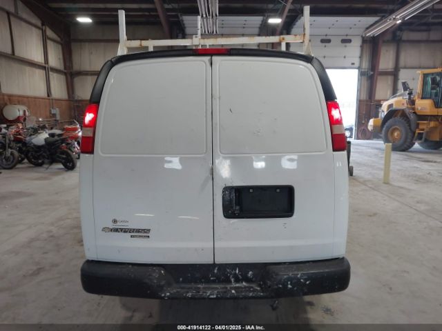 1GCWGFCF4F1188243 Chevrolet Express 2500 Work Van