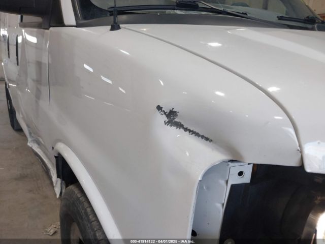 1GCWGFCF4F1188243 Chevrolet Express 2500 Work Van
