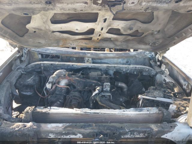 2022 CHEVROLET SILVERADO 3500HD 1GC4YVEY0NF332160 Photo 9