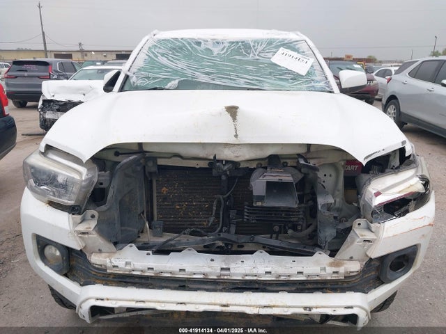 5TFAZ5CNXGX002483 Toyota Tacoma Sr5 V6
