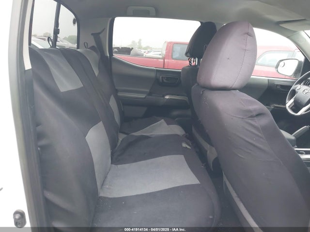5TFAZ5CNXGX002483 Toyota Tacoma Sr5 V6