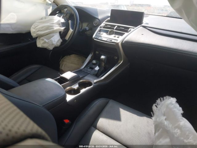 JTJYARBZ7K2157187 Lexus NX 300
