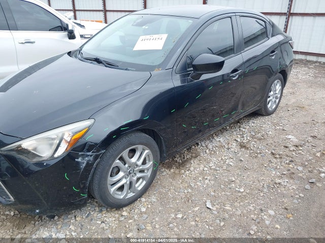 3MYDLBYVXHY194897 Toyota YARIS IA