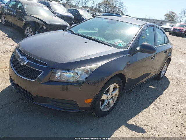 Chevrolet Cruze 1lt Auto 2014 1G1PC5SB7E7317864 Image 2
