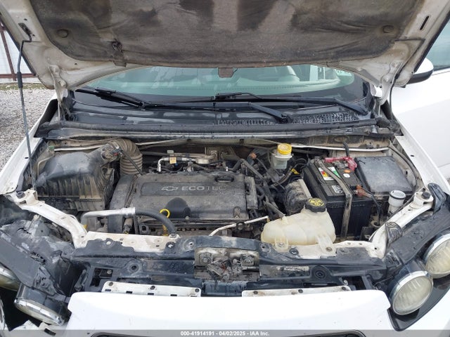 1G1JC6SH5E4107572 Chevrolet Sonic Lt Auto