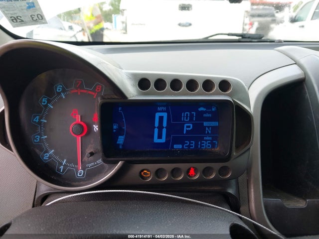 1G1JC6SH5E4107572 Chevrolet Sonic Lt Auto