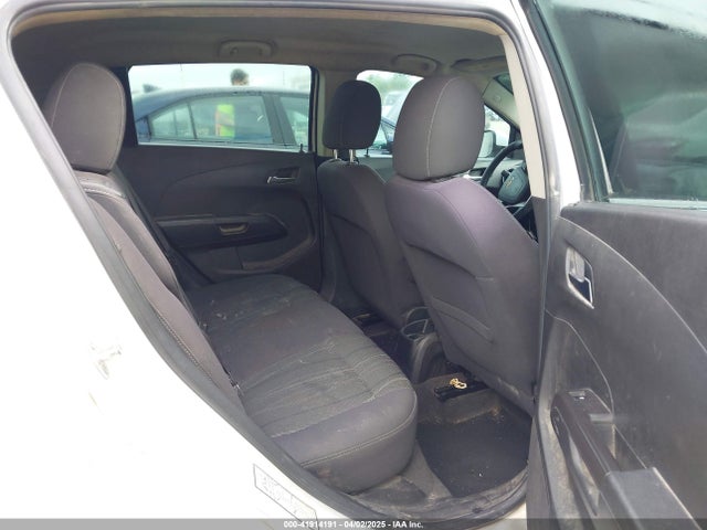 1G1JC6SH5E4107572 Chevrolet Sonic Lt Auto