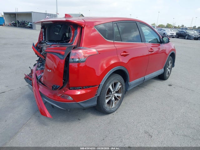 2T3WFREV0HW389571 Toyota Rav4 Xle