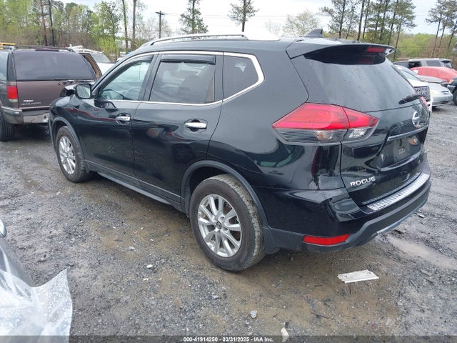 JN8AT2MT4HW132140 Nissan ROGUE SV