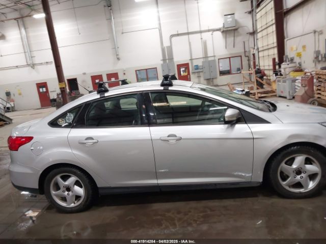 1FADP3F28FL231684 Ford FOCUS SE