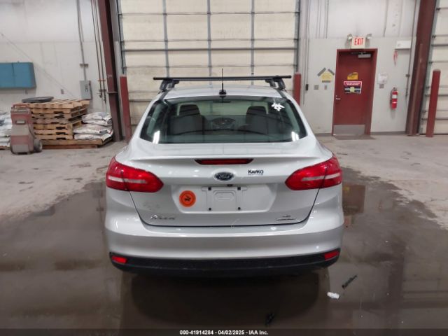 1FADP3F28FL231684 Ford FOCUS SE