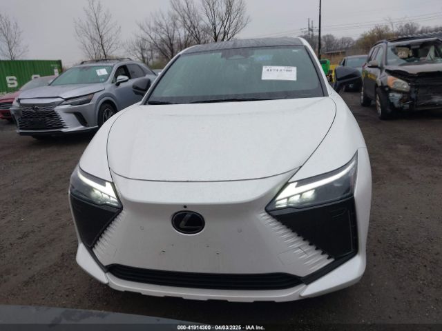 JTJABABB9RA004913 Lexus Rz 300e Premium