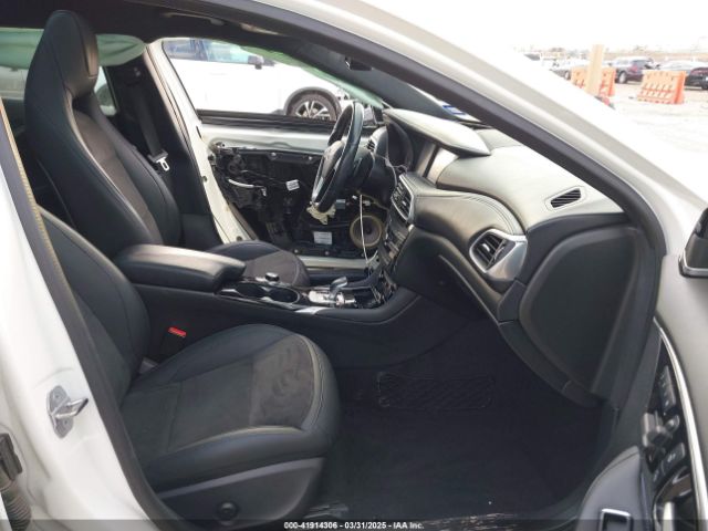 SJKCH5CP6JA004106 Infiniti Qx30 Sport