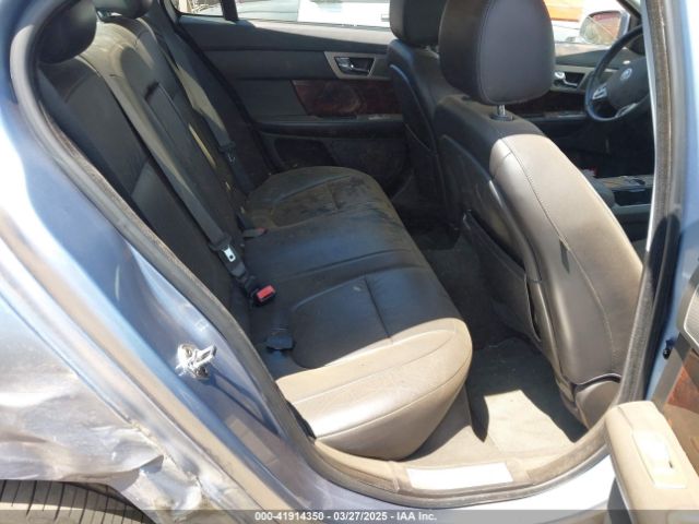 2009 JAGUAR XF SAJWA06BX9HR07600 Photo 7