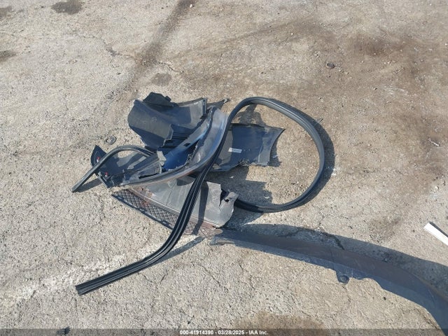 1FADP3F25JL306401 Ford FOCUS SE