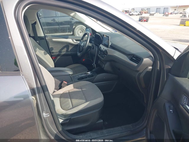 1FMCU0G60MUA32288 Ford ESCAPE SE