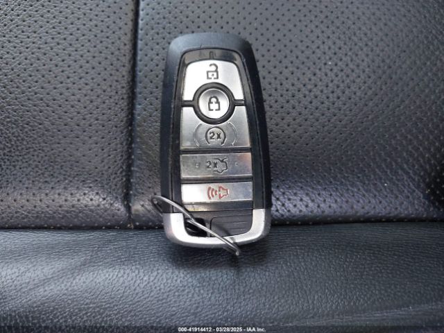 1FM5K8GT4JGB85463 Ford EXPLORER SPORT