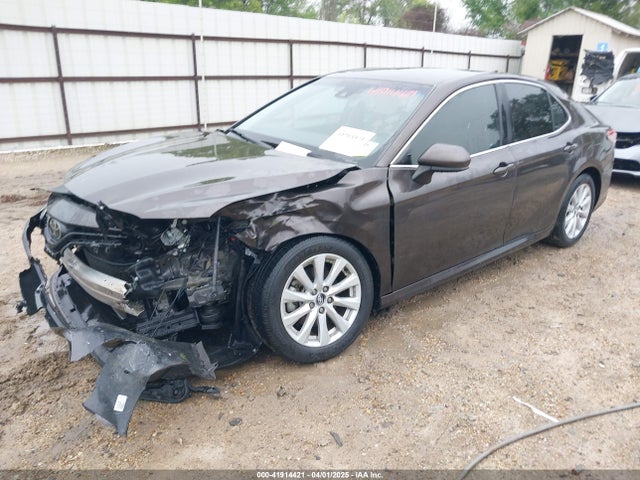 4T1C11AK1LU320677 Toyota CAMRY LE
