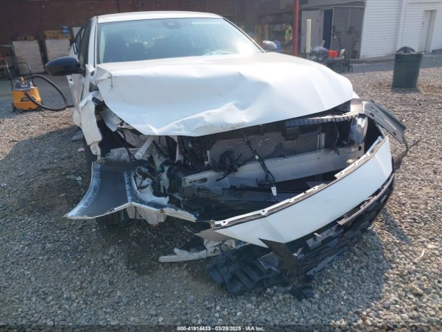 1N4BL4CW0RN349978 Nissan Altima Sr Intelligent Awd
