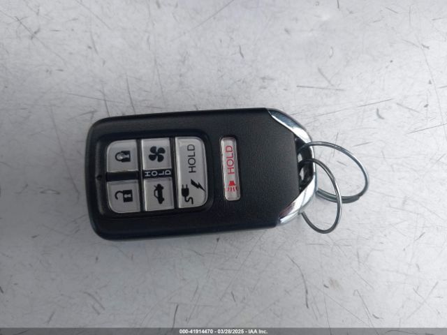 JHMZC5F39JC000901 Honda Clarity Plug-in Hybrid Touring