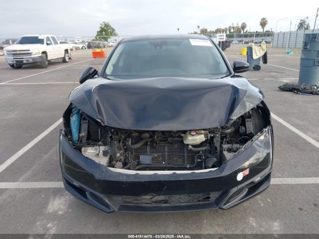 JHMZC5F39JC000901 Honda Clarity Plug-in Hybrid Touring