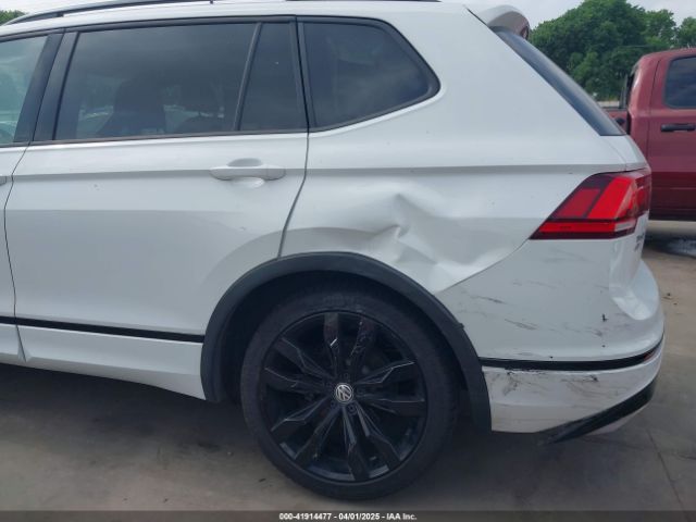 3VV3B7AX9MM003432 Volkswagen Tiguan 2.0t Se/2.0t Se R-line Black/2.0t Sel
