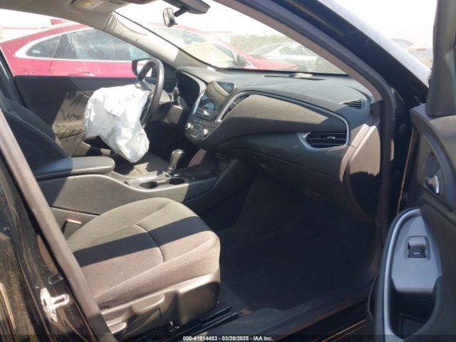1G1ZG5ST2KF221566 Chevrolet MALIBU RS