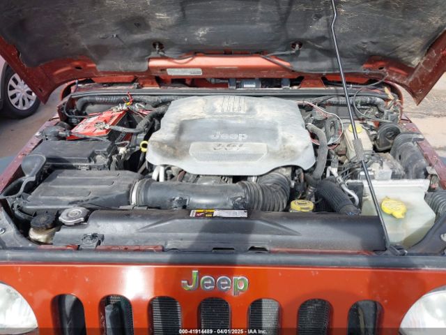 1C4BJWCG8EL185597 Jeep Wrangler Rubicon