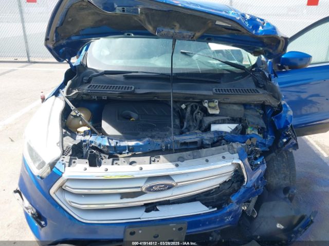 1FMCU0GD5HUA79952 Ford ESCAPE SE
