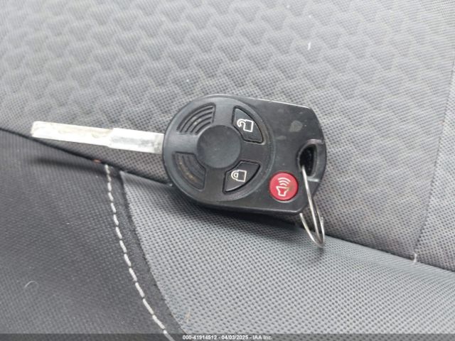 1FMCU0GD5HUA79952 Ford ESCAPE SE