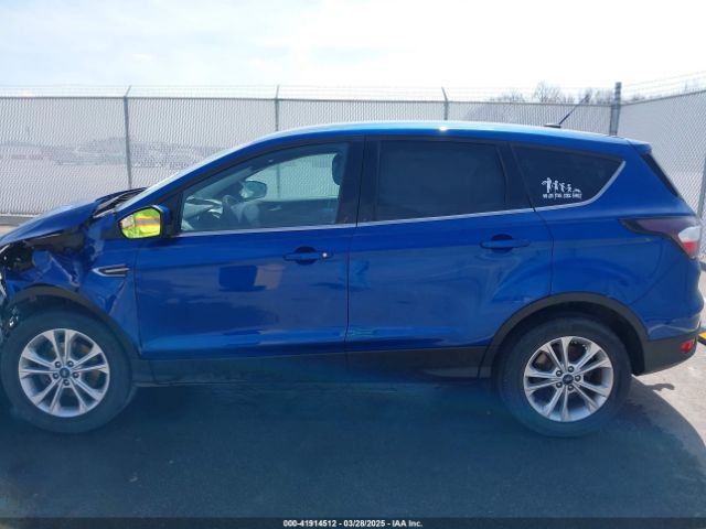 1FMCU0GD5HUA79952 Ford ESCAPE SE