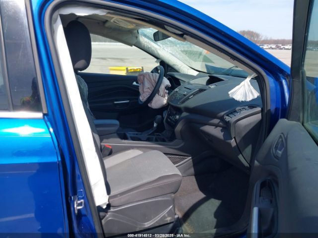 1FMCU0GD5HUA79952 Ford ESCAPE SE