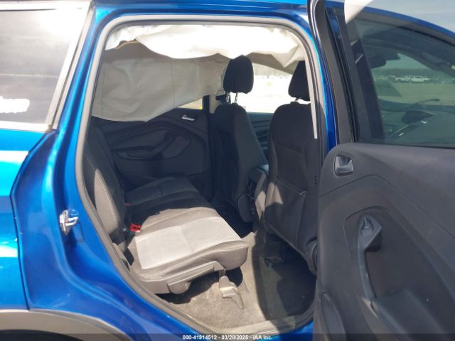 1FMCU0GD5HUA79952 Ford ESCAPE SE